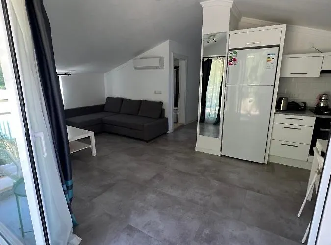 Nar Twinn Szálloda *